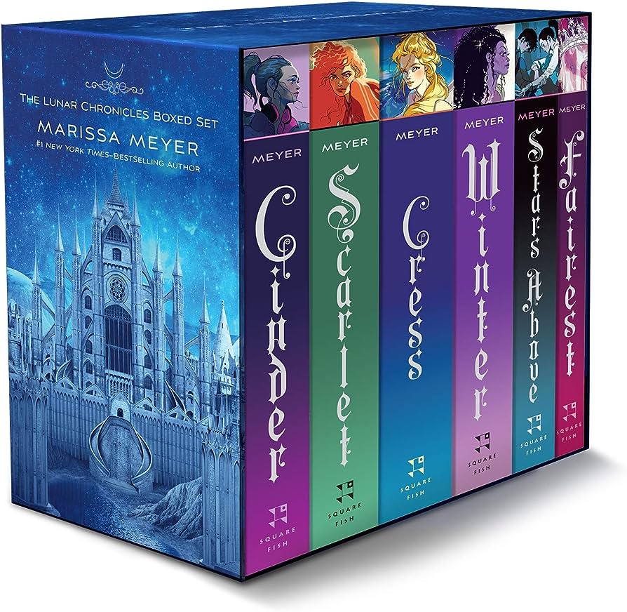 The Lunar Chronicles series by Marissa Meyer box set